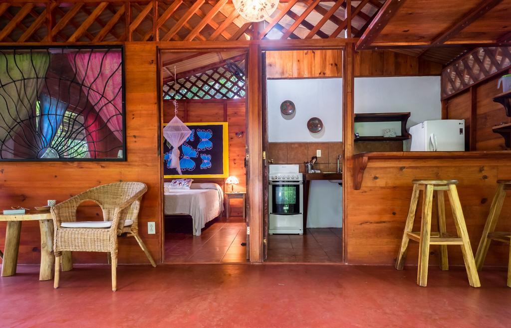 Casitas Las Flores Puerto Viejo de Talamanca ภายนอก รูปภาพ
